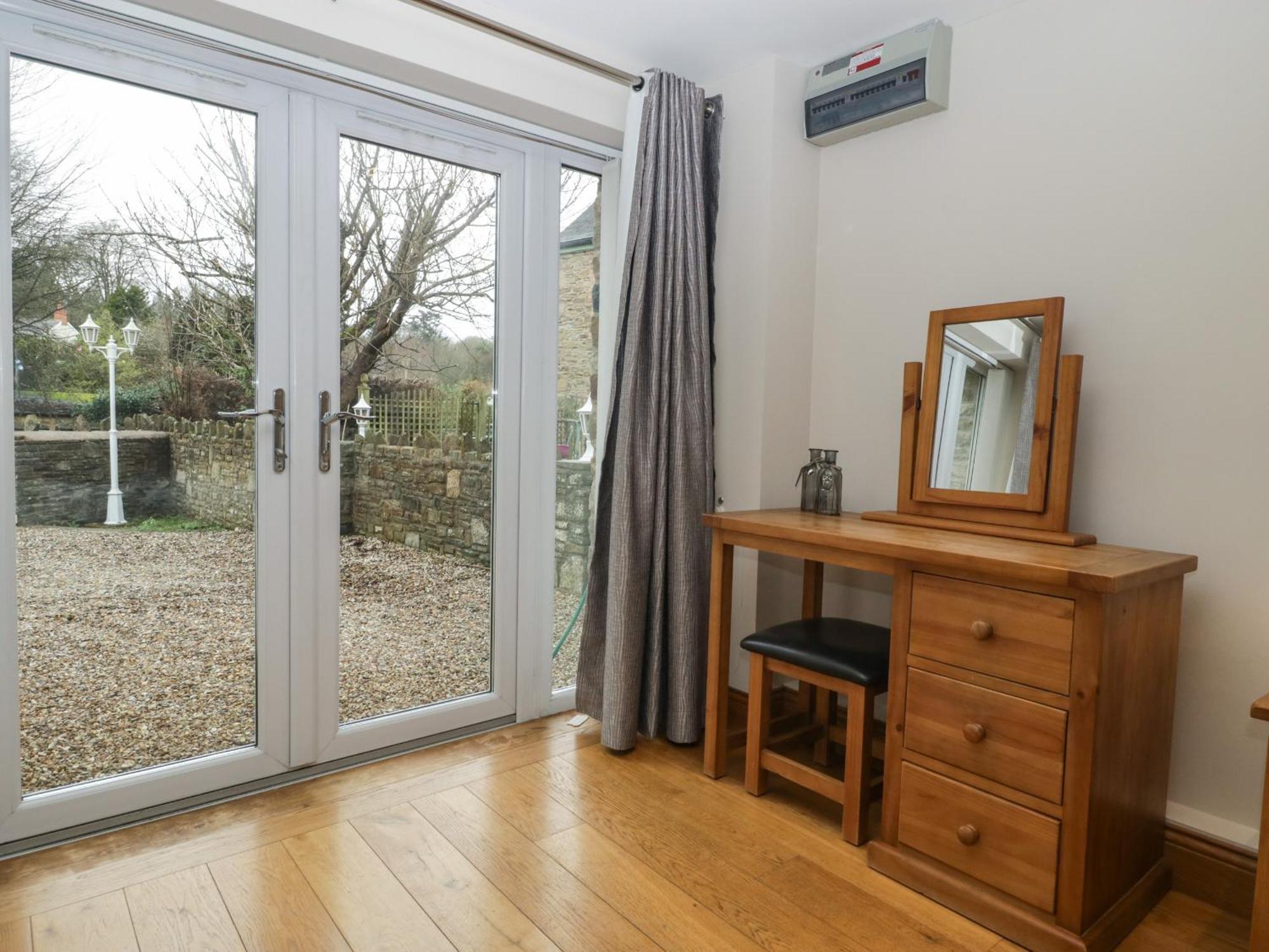 About Time Cottage Lydney Exteriör bild